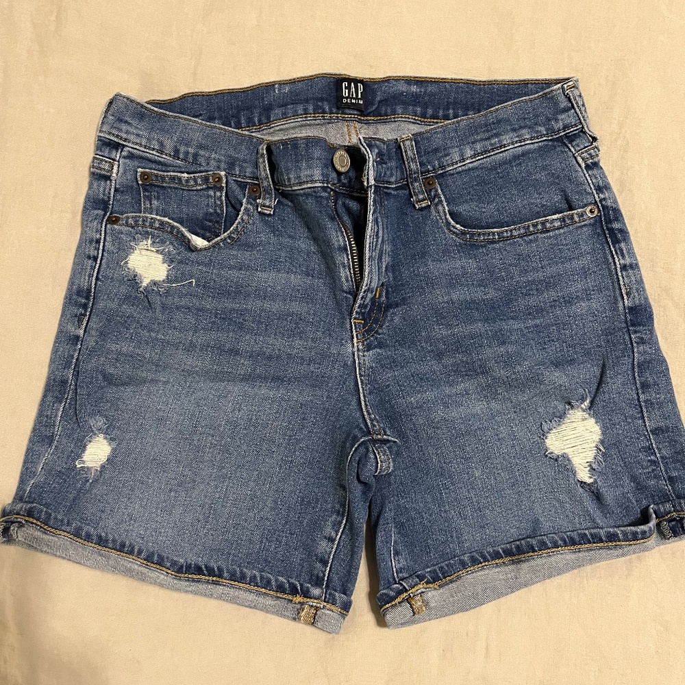 Gap Jean Shorts. Size 29